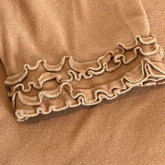 Quacker Factory Shirt Medium Tan Ruffle Edge Rhinestone Tunic Pullover 3/4 Slv - Picture 2 of 11